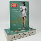 "SPIEGEL Bestseller-Autorin, Antonia Wesseling, LES BOUTTIERS, Wir sind alles, Forever." Frau in weißem Kleid.