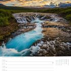 "Wasserfall Brúarfoss · Südurland | September | 06 Mo, 07 Di, 08 Mi, 09 Do, 10 Fr, 11 Sa, 12 So. Fotografie eines Wasserfalls."