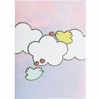 Illustration mit zwei Vögeln und Wolken, verziert mit kleinen roten Herzen, auf einem pastellfarbenen Hintergrund.