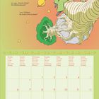 Kalenderseite; oben sitzt ein kleiner Junge auf einem großen Baum. Sprechblase: "Vorsicht, Kinder! Die Affenbrotbäume!"