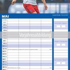 Mai-Kalender mit "Daniel Elfadli *06.04.1997". Notizen zu historischen Fußballereignissen. Fußballspieler in Aktion.