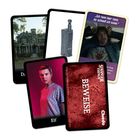 Das Bild zeigt fünf Spielkarten: "Beweise", "Elf", "Dustin", ein Haus und ein Zitat: „Ich renn hier raus, so schnell ich kann.“