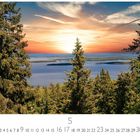Text: "Abendstimmung am See", "5", "CASARES EDITION". Tannenbäume rahmen einen Sonnenuntergang über einem See.