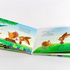 Texte: Josy lässt die Stacheln blitzen... Eins, zwei, drei... Illustration: Hase und Igel im Grünen, bunte Blumen.