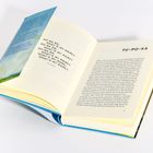 Links auf einer Seite steht mehrmals "OH NA NA, WHAT'S MY NAME?". Rechts oben: "TU-PO-KA". Text darunter beschreibt ein Interview.