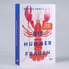 "SPIEGEL Bestseller", "DIE HUMMER FRAUEN". Illustration: Roter Hummer auf weißem Hintergrund. Autor: Beatrix Gerstberger.