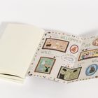 "Willkommen in der Wald-WG" steht oben, umgeben von Illustrationen von Katzen, Hasen und Menschen in gemütlichen Szenen.