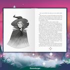 Eine Illustration: Ein Mann mit großem Hut und Umhang. Der Text erzählt von einem Fluch der Selbstverliebtheit. Unten: "Ravensburger".