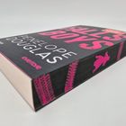 Auf dem schwarzen Buchcover steht: "FALLS BOYS", "PENELOPE DOUGLAS". Rosa Muster und ein Mädchen-Symbol seitlich.