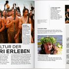 Texte: "Die Kultur der Māori erleben", "Die Māori Neuseelands", "Der Haka der All Blacks", "Te Reo Māori lernen", "Moko (Māori-Tattoo)".

Links eine Gruppe von Māori-Kriegern mit Speeren. Rechts Rugbyspieler beim Haka. Unten eine Person mit Blumenkrone.