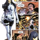 Comic-Panel mit einer Frau in weißem Anzug und mehreren Szenen. Texte: „Nehmt ihm die Gesichtsplatte ab.“ „Ja, Madame Masque.“