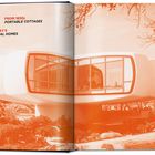 Text: "FROM 1830s PORTABLE COTTAGES TO TODAY'S ESSENTIAL HOMES." Illustration eines futuristischen Hauses in orange Tönen.