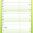 Kalender für Mai. Illustration: Zwei Katzen auf einer Couch, eine rennt weg. Text: „Für immer zusammen – außer einer muss auf’s Klo.“