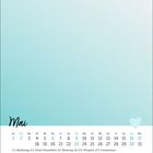 Kalenderblatt für Mai mit hellblauem Hintergrund. Wichtige Daten: Maifeiertag, Christi Himmelfahrt, Muttertag, Pfingsten.