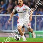 Aufschrift: Rafael Lubach. Wasserzeichen: "Vorjahresabbildung". Ein Fußballer in weißem Trikot läuft mit einem Ball.