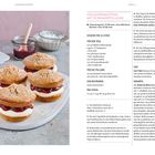 Vollkornmuffins mit Schmandfüllung. Zutaten: Mehl, Backpulver, Zucker, Buttermilch, Eier, Schmand, Konfitüre. Bild: Muffins mit Füllung.