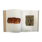 Links: "Antonin Proust", Rechts: "Healing Dress". Beide Abbildungen zeigen Texturen und Formen in warmen Erdtönen.