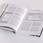 Text: "Genetisch programmiertes Schicksal?" und Diagramme zeigen statistische Daten zur Altersentwicklung.