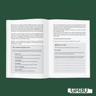 Das Layout zeigt zwei Buchseiten. Links: Ein Werte-Check-Quiz mit Multiple-Choice-Fragen. Rechts: "MONEY CHALLENGE" mit einer Aufgabe, Notizlinien darunter. Unten rechts: "GRAU" in Großbuchstaben.