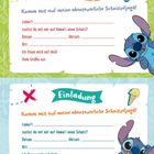 Zwei Einladungskarten zur abenteuerlichen Schnitzeljagd mit bunten Illustrationen von einem blauen Alien.