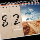 Noch 82 Tage bis zum Ruhestand. Alte Wege enden, neue Abenteuer beginnen. Pfad durch sandige Dünen unter blauem Himmel.