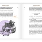 Zwei Buchseiten, Überschrift links: "Nach den Wirren: Die Museumserweiterung wird wahr." Illustration von Autos vor modernem Gebäude.