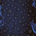 Keine Texte vorhanden. Illustration: Schneeflocken vor einem dunklen, wirbelnden Hintergrund.