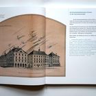 „die Eisenbahnbediensteten-Colonie an der Camerloherstraße“. Illustration eines historischen Gebäudes in München-Laim.