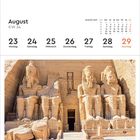 Kalender: August, KW 34, 23-29. Großes Relief von Abu Simbel mit vier Sitzstatuen aus Sandstein.