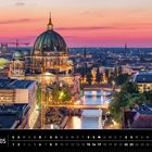 Berlin 05, Berliner Dom am Abend. Abendstimmung über der Stadt mit dem beleuchteten Dom und einer ruhigen Wasserlandschaft.