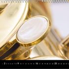 5. Nummerierte Tage von 1 bis 31. Nahaufnahme eines glänzenden, goldenen Instruments.