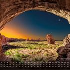 Text: "Arches National Park 6". Eine Steinöffnung gibt den Blick auf eine Wüstenlandschaft mit Felsformationen frei, der Himmel leuchtet.