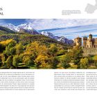 **Burg Fénis im Aostatal.** Historische Zeitleiste von 25 v. Chr. bis 1898. Panoramablick auf die Burg Fénis vor schneebedeckten Bergen.