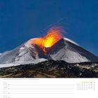 Text: November Dezember, Datum: 29 bis 05, 48. Woche. Vulkan Ätna speit Lava, nächtlicher Himmel mit Sternen.
