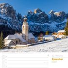 51. Woche, Dezember 2027, Pfarrkirche St. Vigil, schneebedeckt vor Bergkulisse, Kalenderansicht.