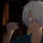 Ich kann keine Texte erkennen. Ein Charakter mit weißem Haar hält etwas mit Essstäbchen und schaut überrascht.