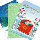 „WEIHNACHTSPOST für dich“ auf rotem Briefkasten im Schnee. Winterliche Illustration mit Beerenzweigen und Zaun.
