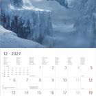 Kalender für Dezember 2027; darunter ein weißer Drache, der über eine eisige Landschaft fliegt.