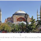 Text: "Hagia Sophia", "CASARES EDITION", Monatszahlen von 1 bis 30. 

Eine große Moschee mit vier Minaretten, Palmen im Vordergrund.