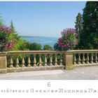 "Insel Mainau", "6", Kalenderdaten. Steinbalustrade mit Blumen, im Hintergrund Wasser und Bäume.