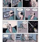 Comic mit einem Mann, der am Computer sitzt, aufgeregt reagiert und dann bewaffnet durch sein Zimmer läuft. Geräuscheffekte wie "BAM" und "PAW" begleiten die Szene.