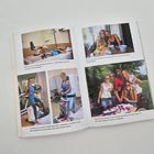 „Zeit für die erste Physiotherapie und Reha – die Bewegungsschiene wird mein treuer Begleiter.“ 
Zwei Frauen im Fitnessbereich.