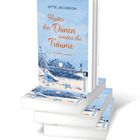 Buchtitel: "Hinter den Dünen warten die Träume". Autor: Jette Jacobson. Cover zeigt eine Möwe am Strand mit Dünen.