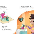 Texte: „Boah!“, staunt Tilli. „Mist!“, sagt die Zahnfee. Tilli hilft der Zahnfee. Illustration: Mädchen hilft kleiner Zahnfee auf Kommode.