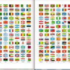 Ein Buch zeigt Hunderte von Länderflaggen mit den Hauptstädten in zwei Spalten.