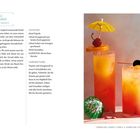 Text: Sparkling Tequila Sunrise passt zu Sparkling Sunset. Zutaten: 60 ml Tequila, 120 ml Orangensaft...  
Zwei bunte Cocktails mit Frucht und Schirmchen.
