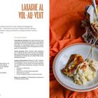 "Lasagne al Vol-au-Vent" Rezept mit Zutatenliste und Zubereitung. Rechts goldene, überbackene Lasagne auf weißem Teller.