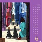 Kalender: Mo 14, Di 1, Mi 2, Do 3, Fr 4, Sa 5, So 6. Illustration: Figuren in einem bunten Zaubergässchen.