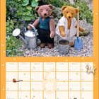 Kalender mit großen Nummer 6. Zwei Teddybären im Garten; einer hält eine Gießkanne, der andere eine Schaufel.