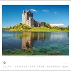 Text unten: "Dunguaire Castle, Wild Atlantic Way, County Galway". Juni-Kalenderansicht. Burg am Ufer eines Sees mit blauem Himmel.